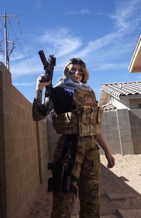 Strongwaifu .